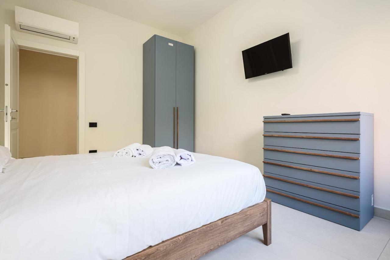 Via Niccolo Tommaseo 4 - 2 Appartement *